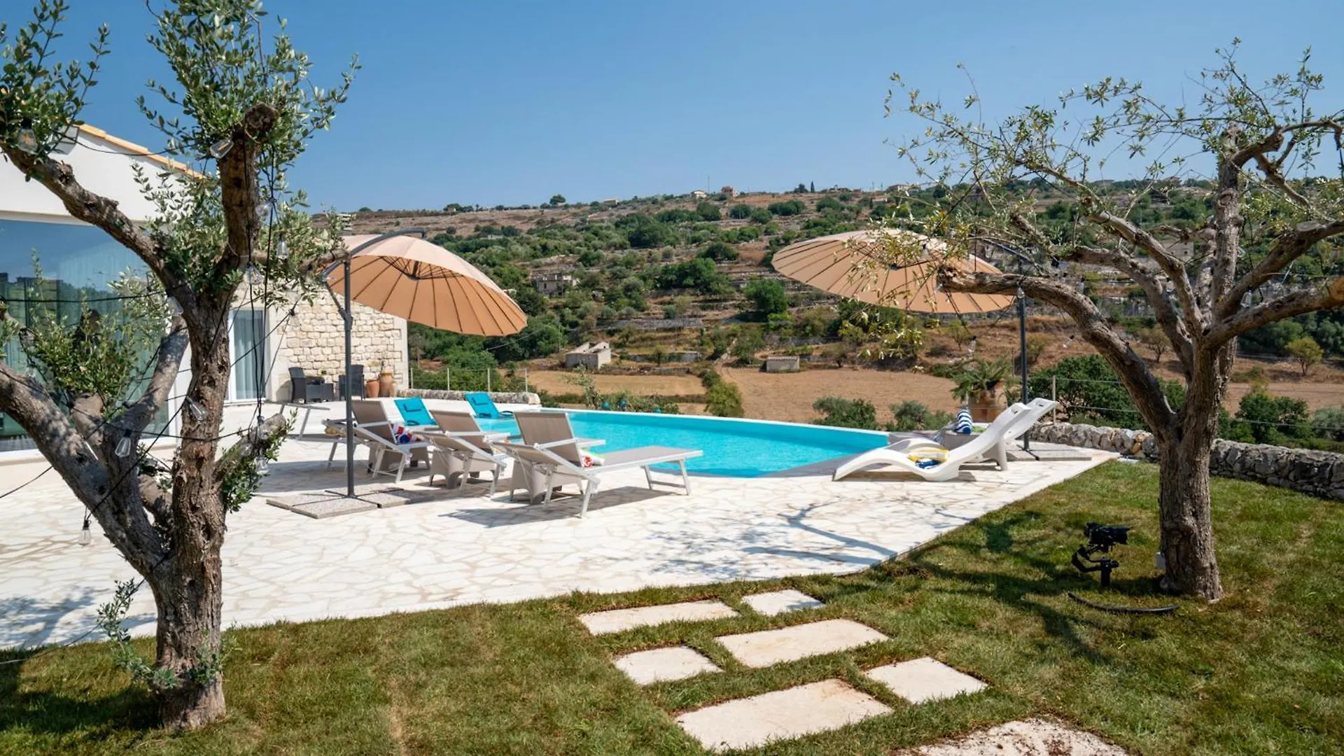 Villa Domus Sicilia - Charming Living Modica